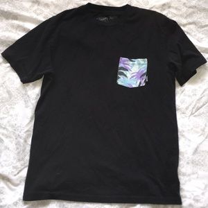 Black crewneck t shirt